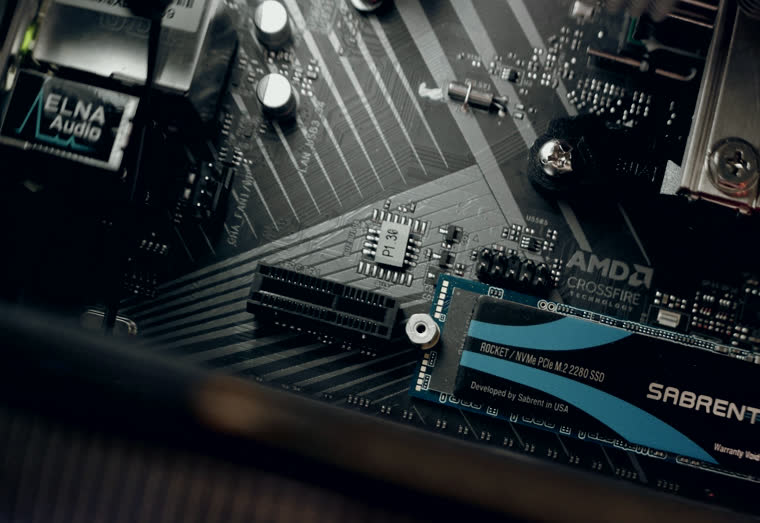 Un SSD M.2 montado sobre la placa base